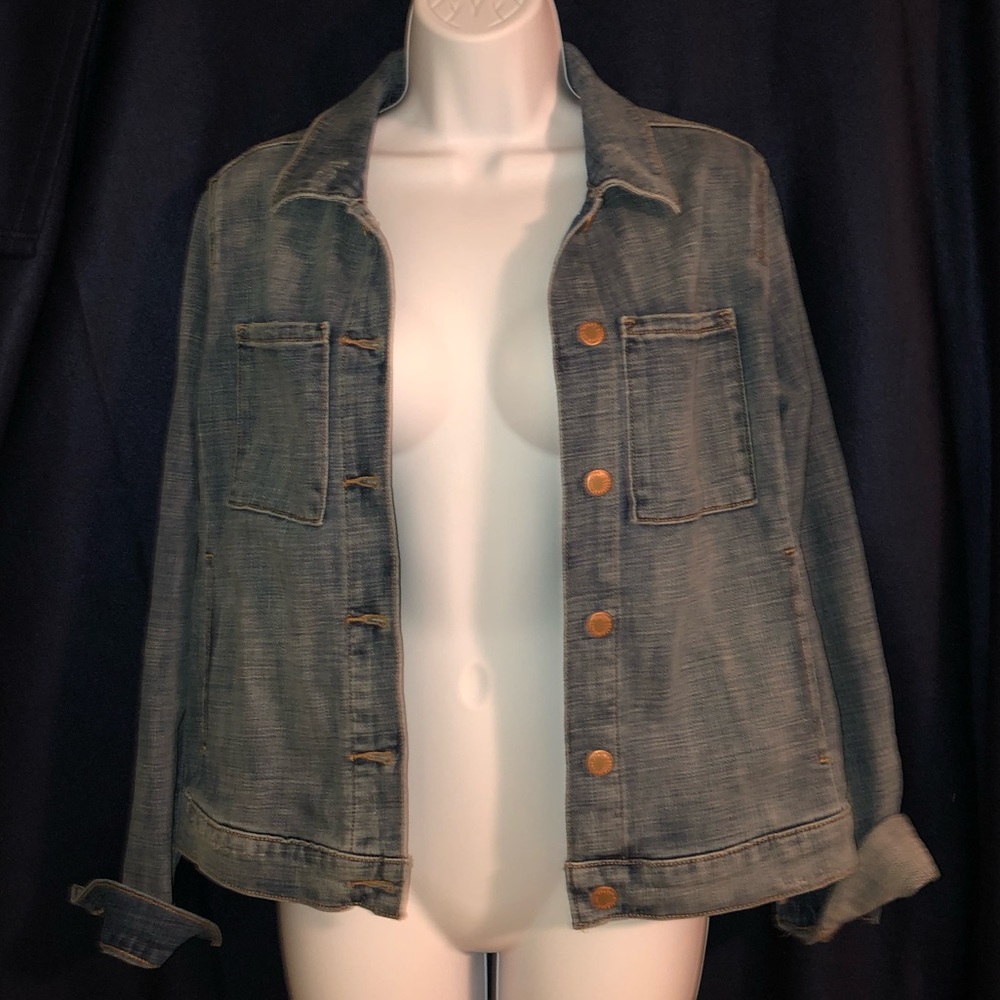 Sonoma. Denim jacket like new! With free gift!
